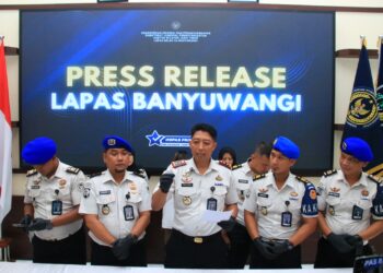 Coba Kelabuhi Petugas, Pengunjung Lapas Banyuwangi Tertangkap Tangan Buang Paket Diduga Sabu ke Tempat Sampah