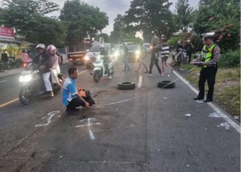 Seorang Mahasiswi Meninggal Dunia Usai Tabrak Truk Tangki di Kabat Banyuwangi