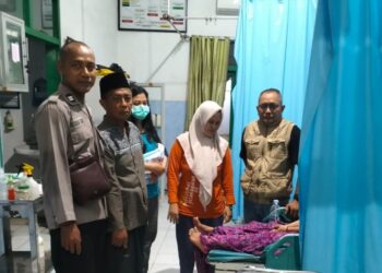 Gerak Cepat Polisi Berhasil Selamatkan Wanita yang Hendak Lompat ke Sungai