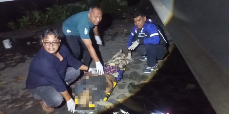 Tukang Becak Tuna Wisma Ditemukan Meninggal Dunia di Bawah Jembatan Setail